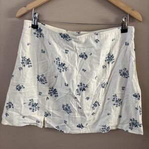 American Eagle Women’s Blue Floral Mini Skirt Size Large Linen Blend White